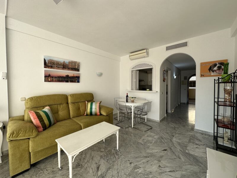 Estudio en la Isla de Puerto Marina, Benalmádena